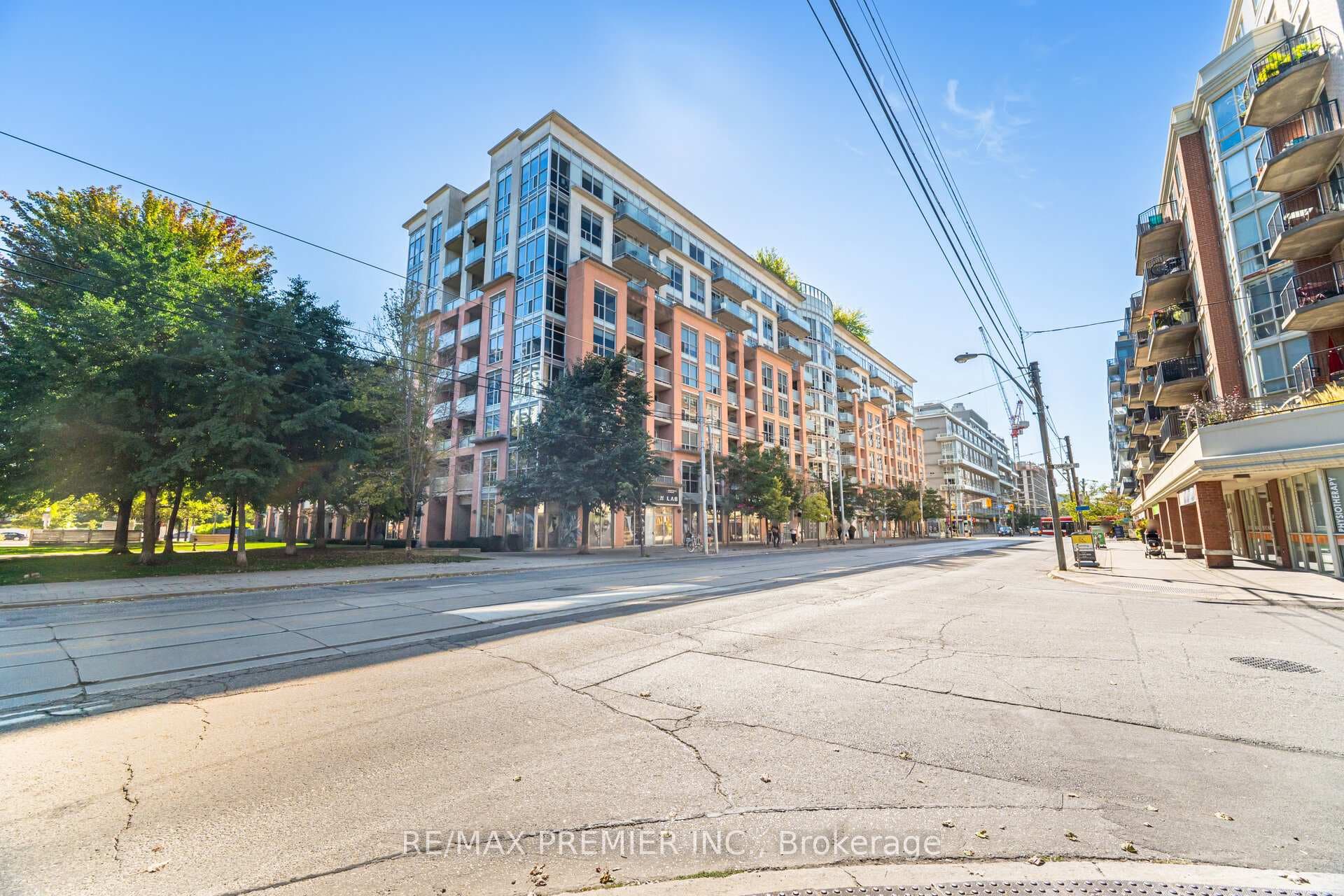 1005 King Street Unit 717 photo 1
