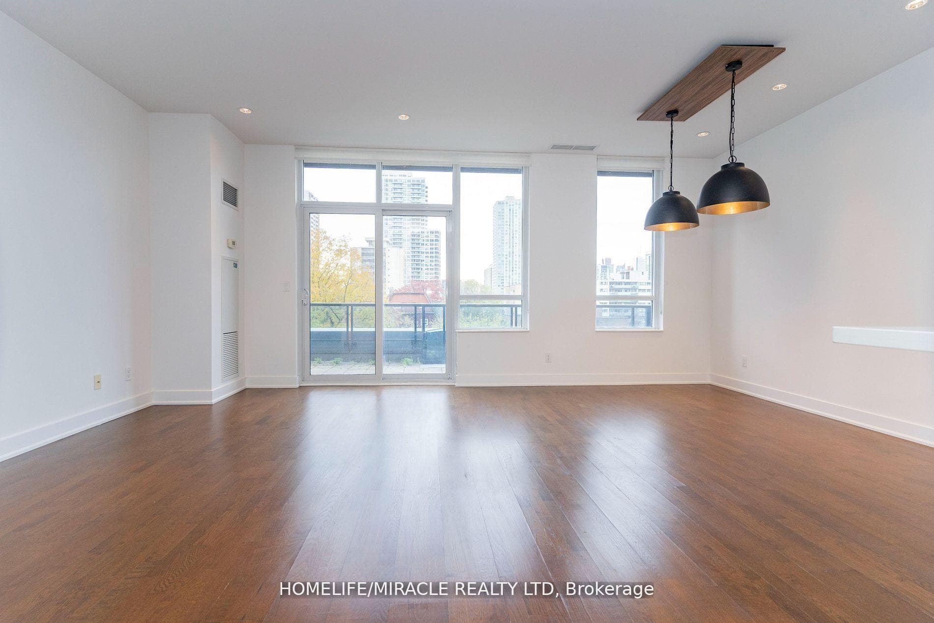 28 Linden Street Unit 406 photo 16