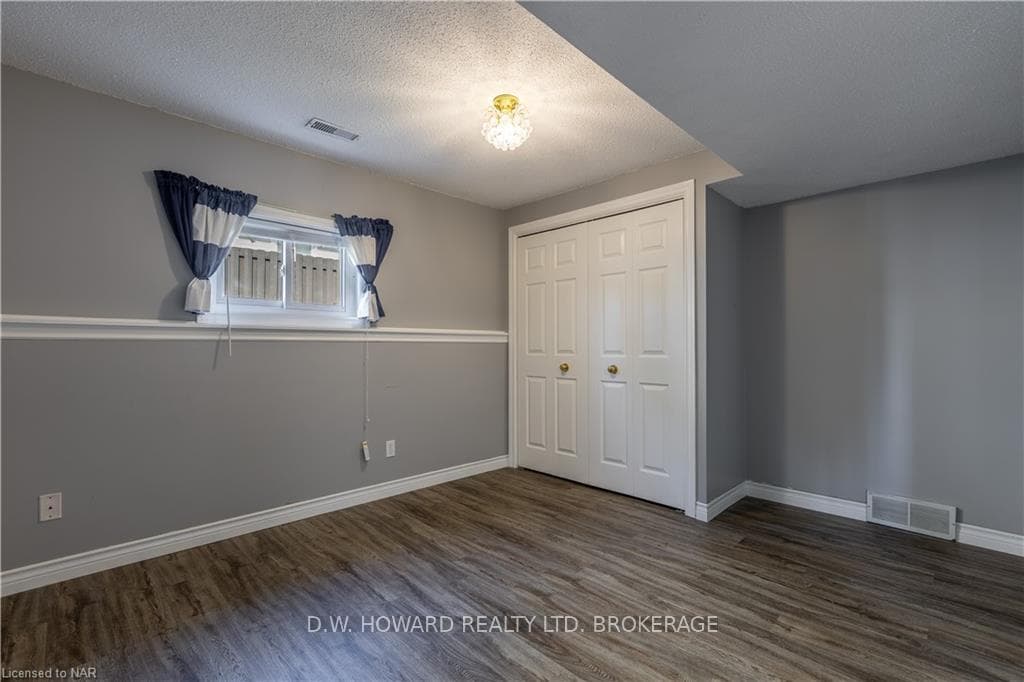19 WALLACE Avenue photo 19
