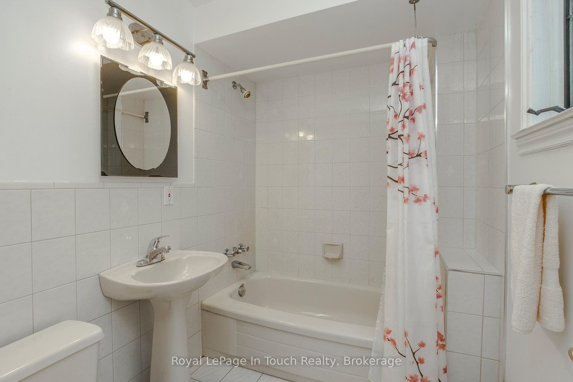 487 Tiny Beaches Road photo 19