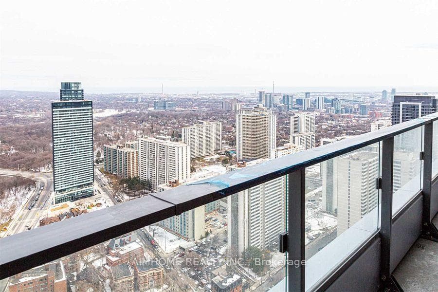 395 Bloor Street Unit 4509 photo 17