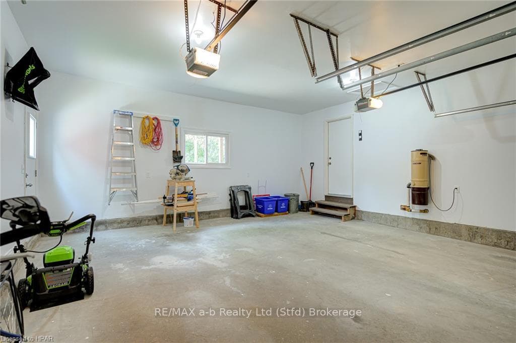 52 DIETRICH Road photo 15