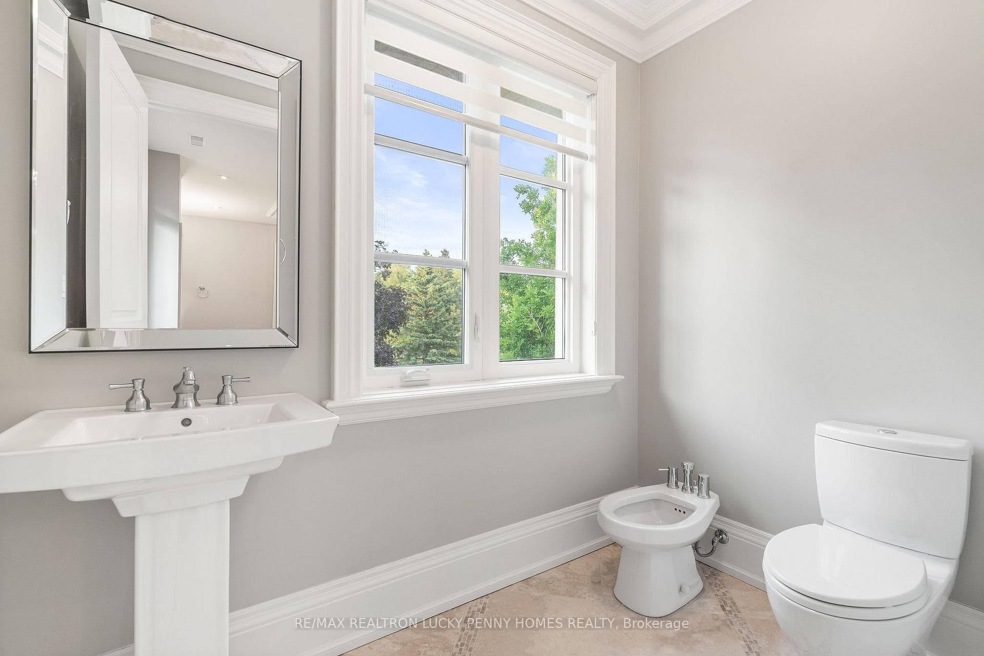 60 Cachet Parkway photo 33