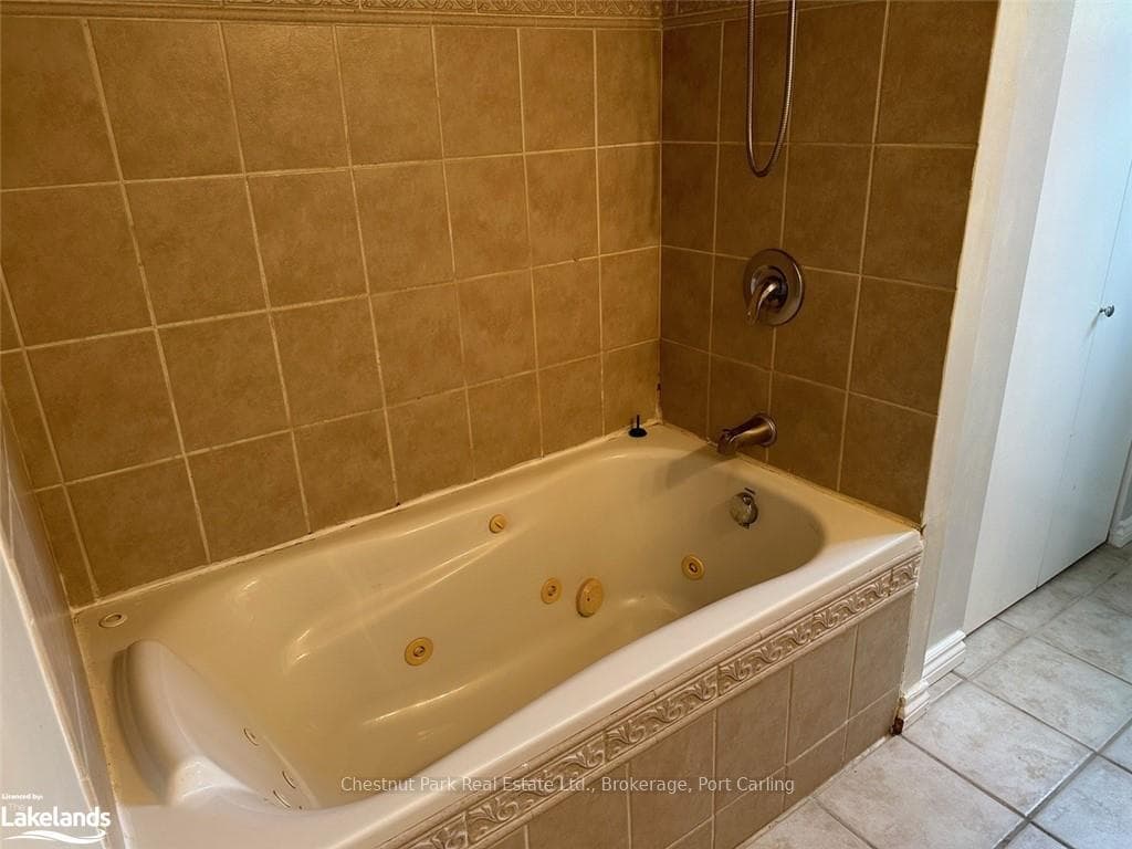 355 BETHUNE Drive Unit 203 photo 10