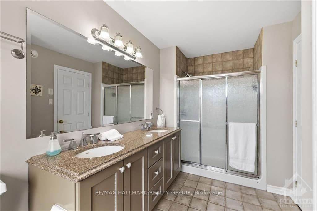 100 GRANITE Court photo 19