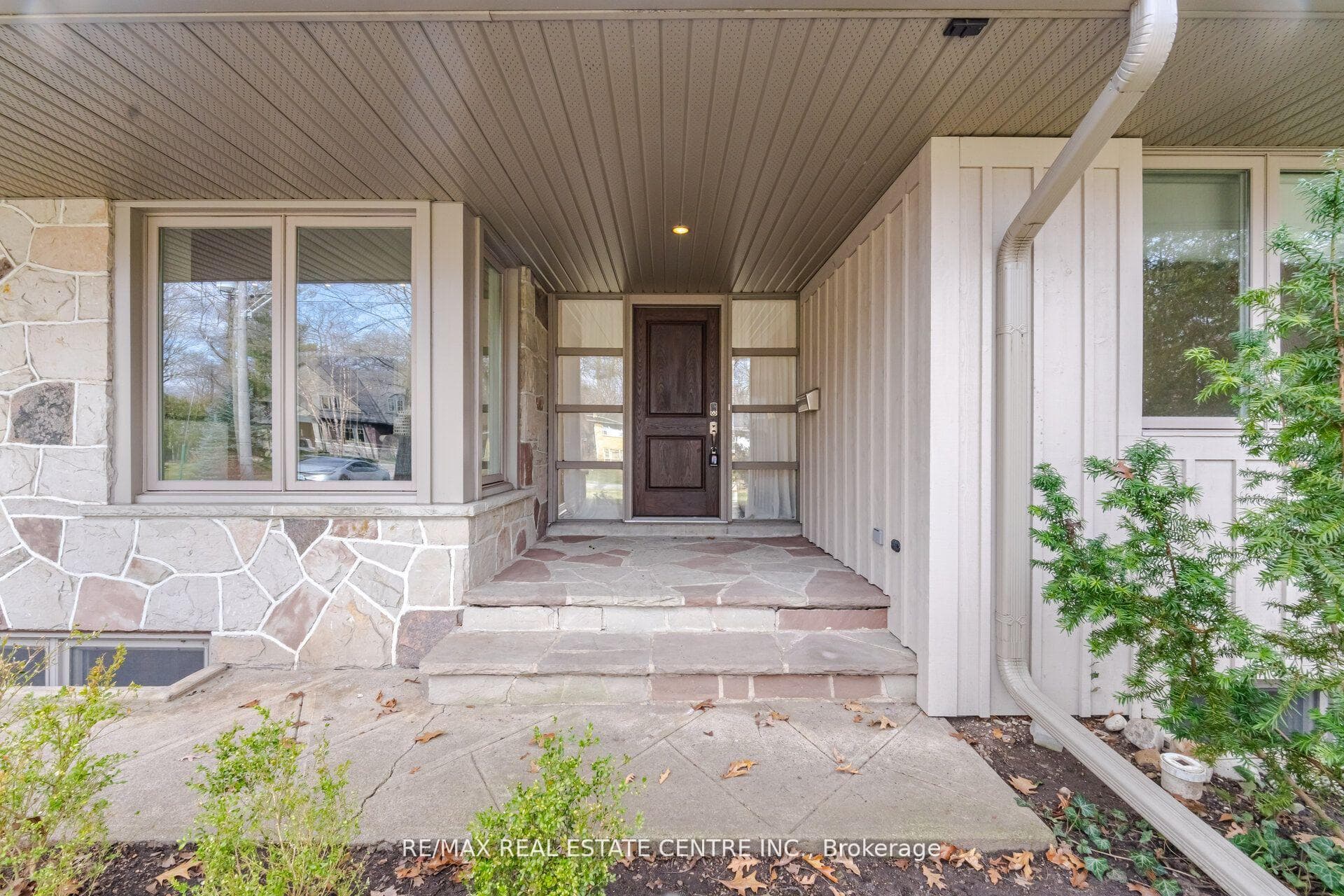 1534 Randor Drive photo 3