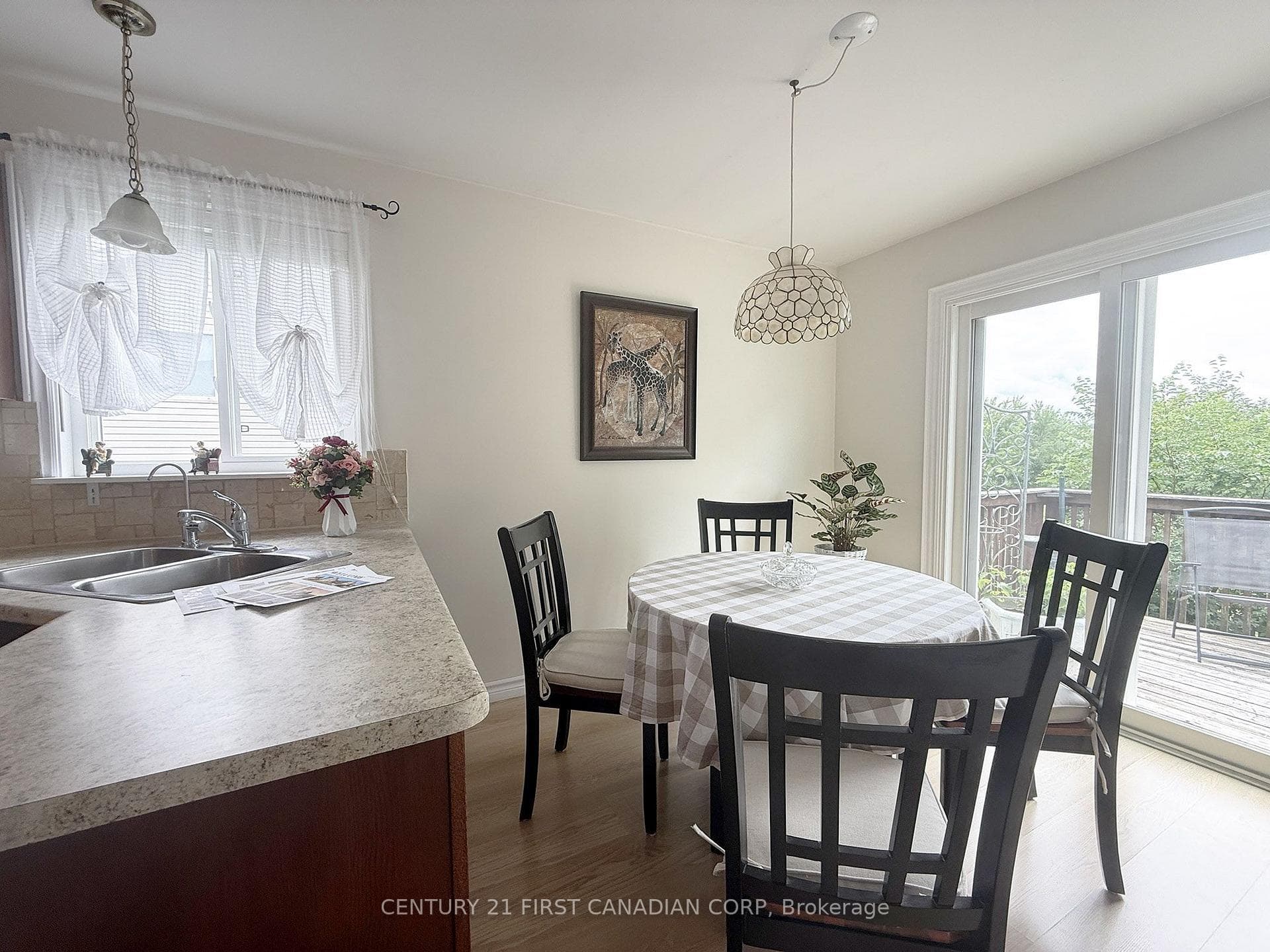 257 Fennel Street photo 15