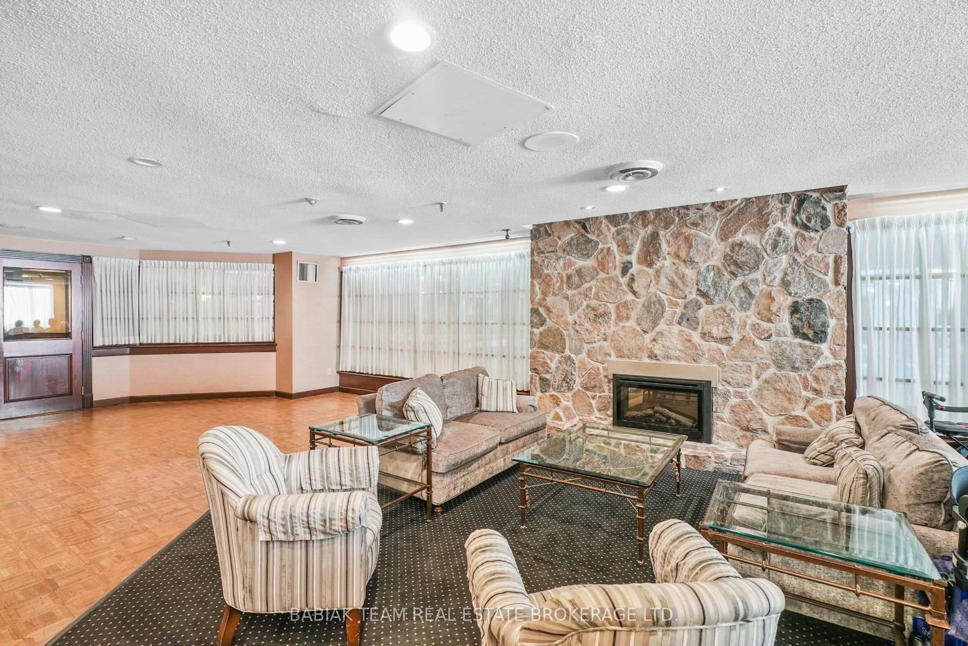 1300 Islington Avenue Unit 1601 photo 36