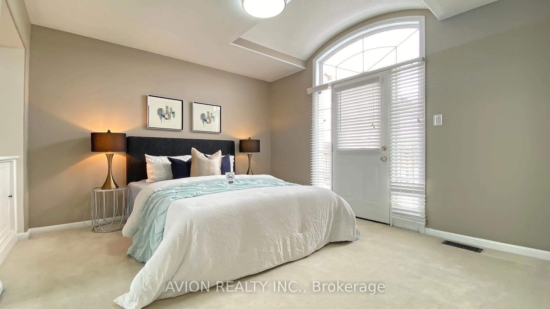 463 Wettlaufer Terrace photo 27