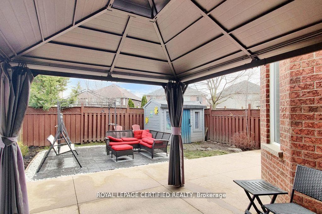 57 Humbershed Crescent photo 30