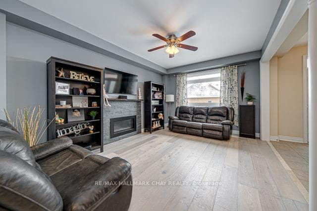114 Monarchy Street photo 13