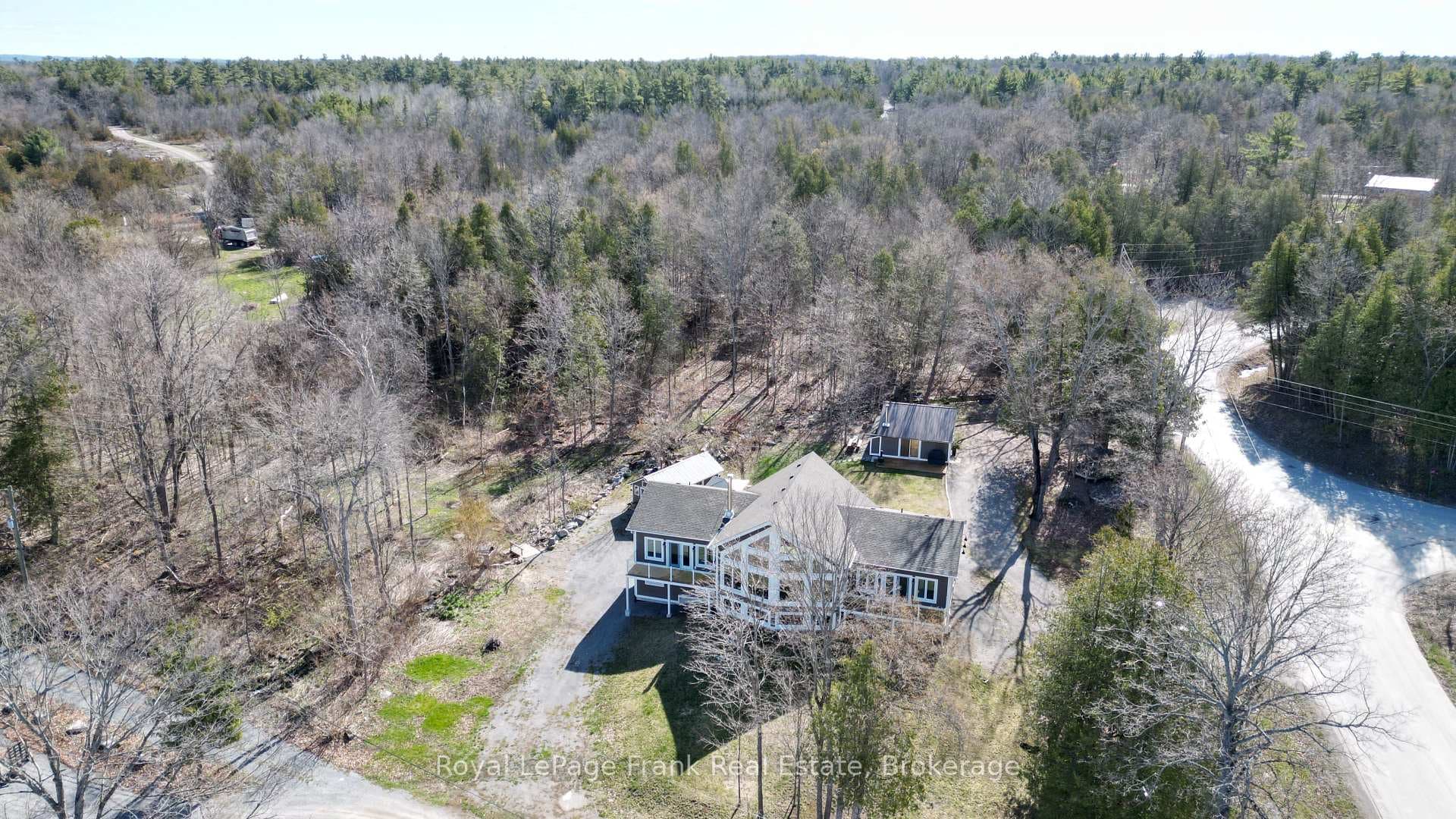 2269 McCracken's Landing Road photo 34