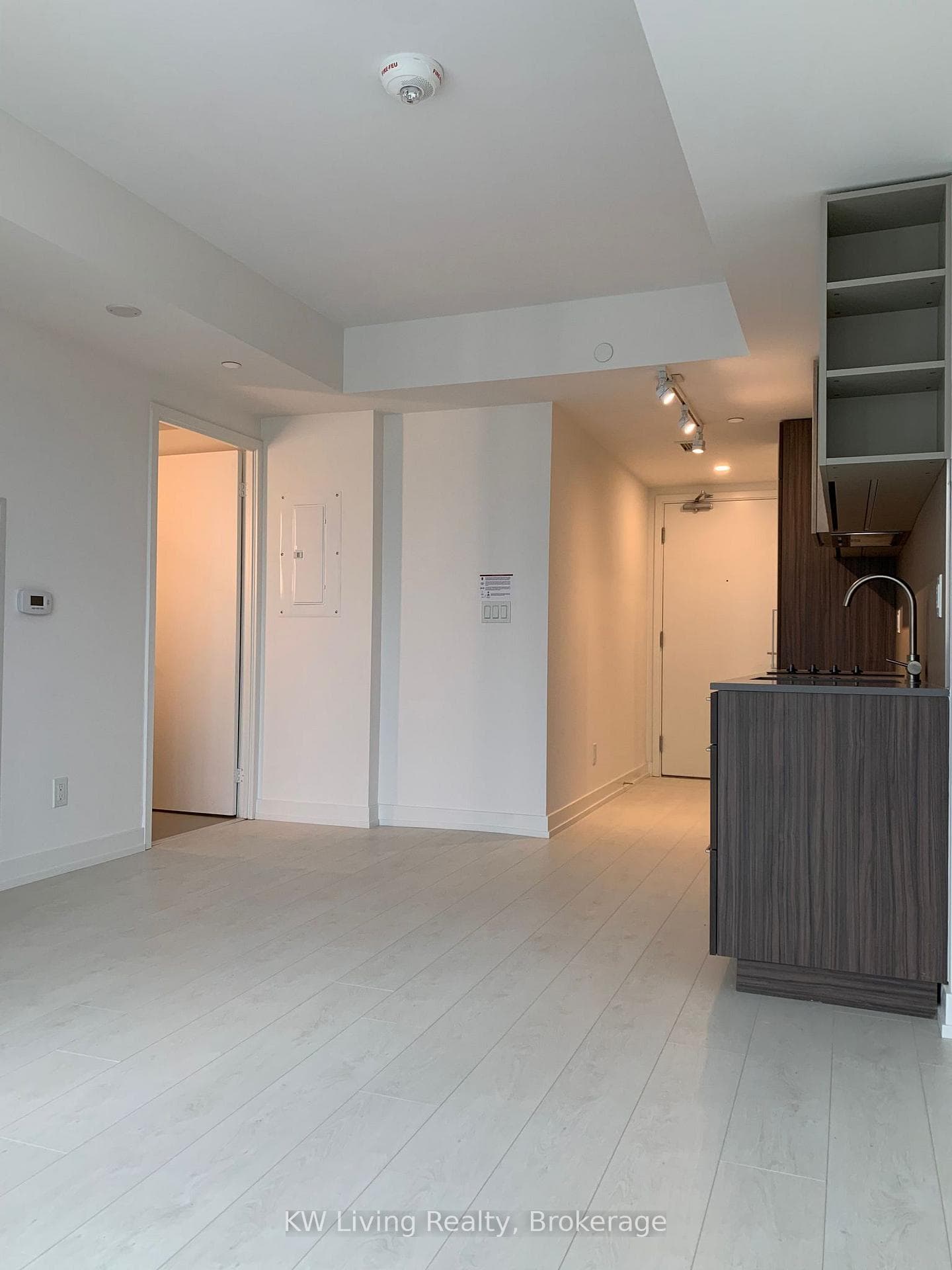 19 Western Battery Road Unit 2605 photo 5