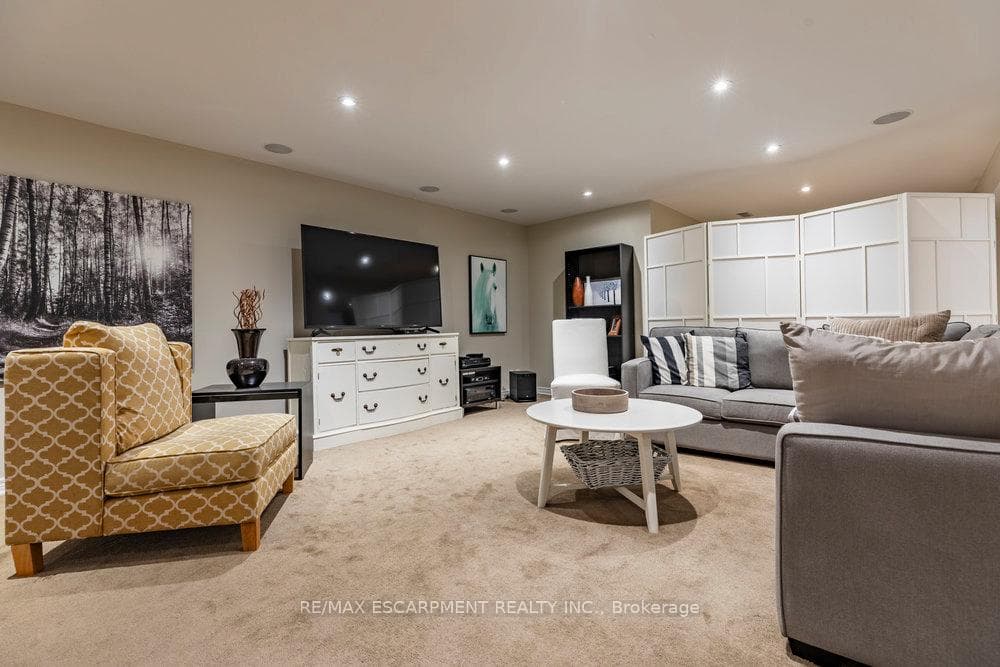 87 Oleary Drive photo 25