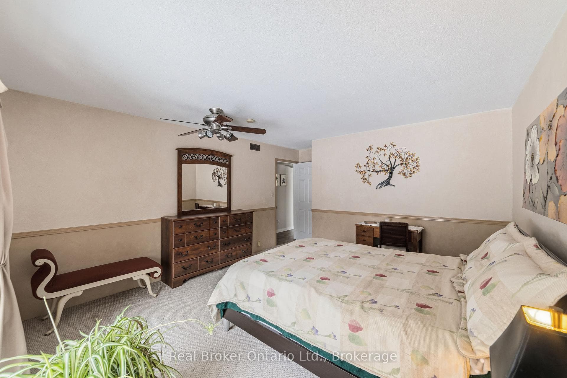 295 Brant Road photo 18
