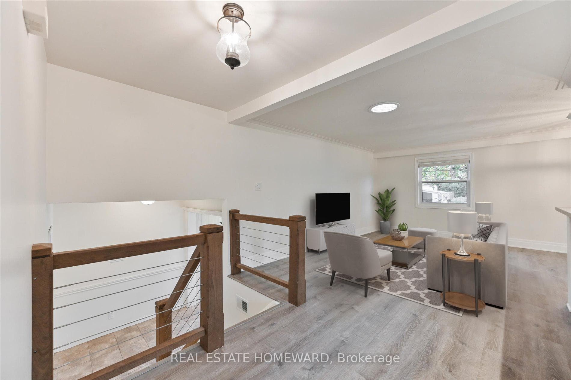 338 Melores Drive photo 7