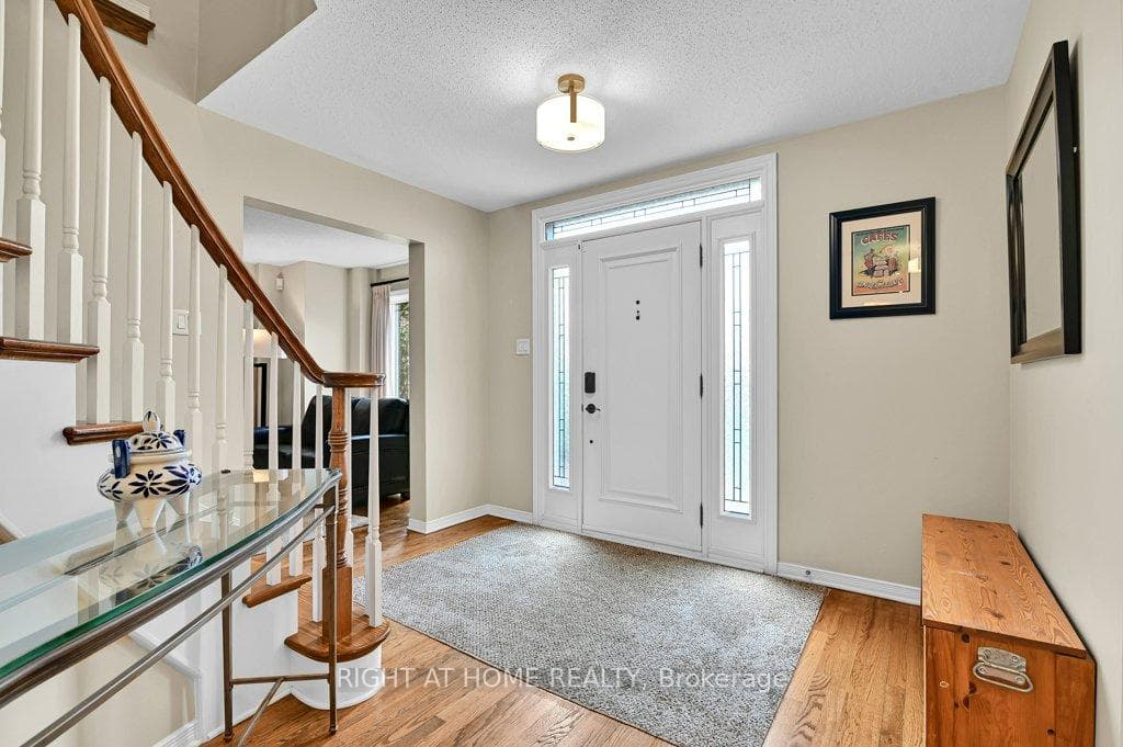 6191 Ravine Way photo 3