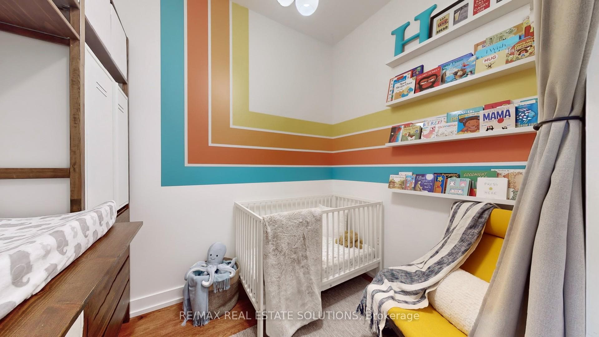 112 George Street Unit S212 photo 26
