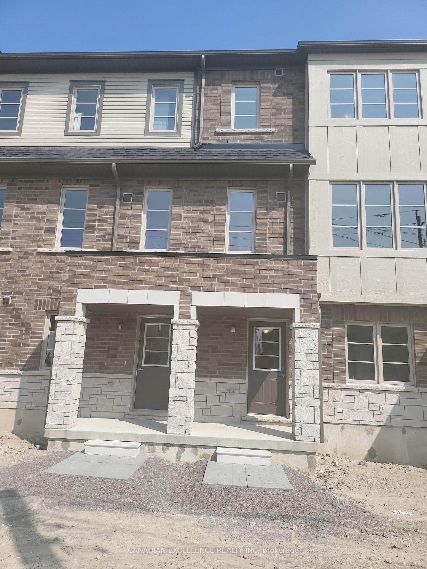 2075 Prestonvale Road photo 2