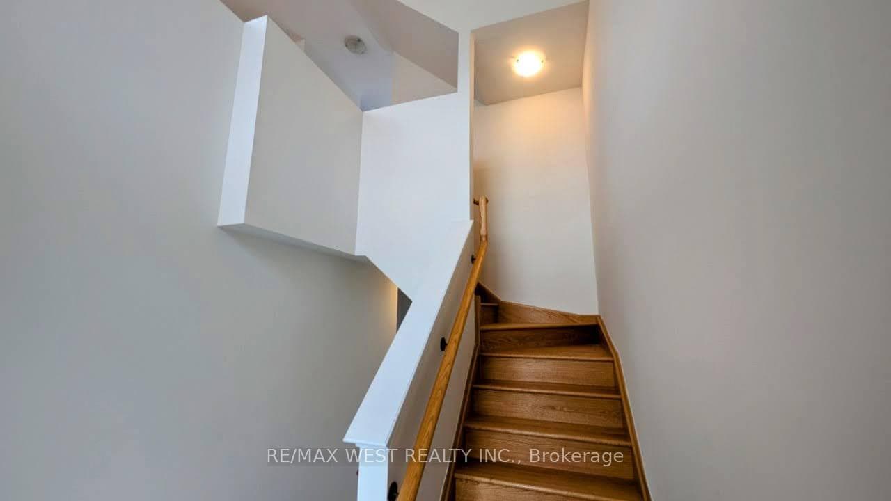 Entrance Staircase