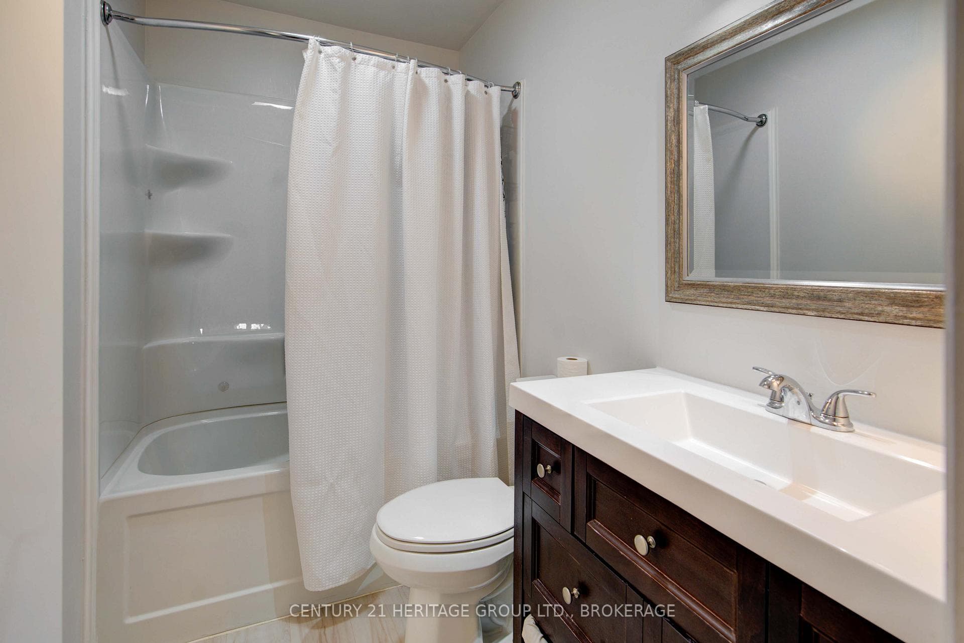 43 SPLINTER Drive Unit 22 photo 26