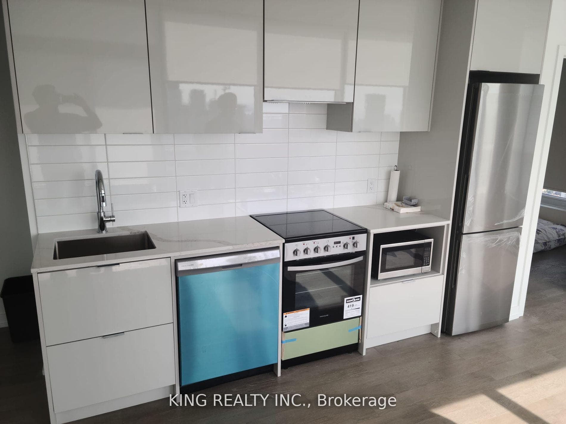 395 Bloor Street Unit 5302 photo 4
