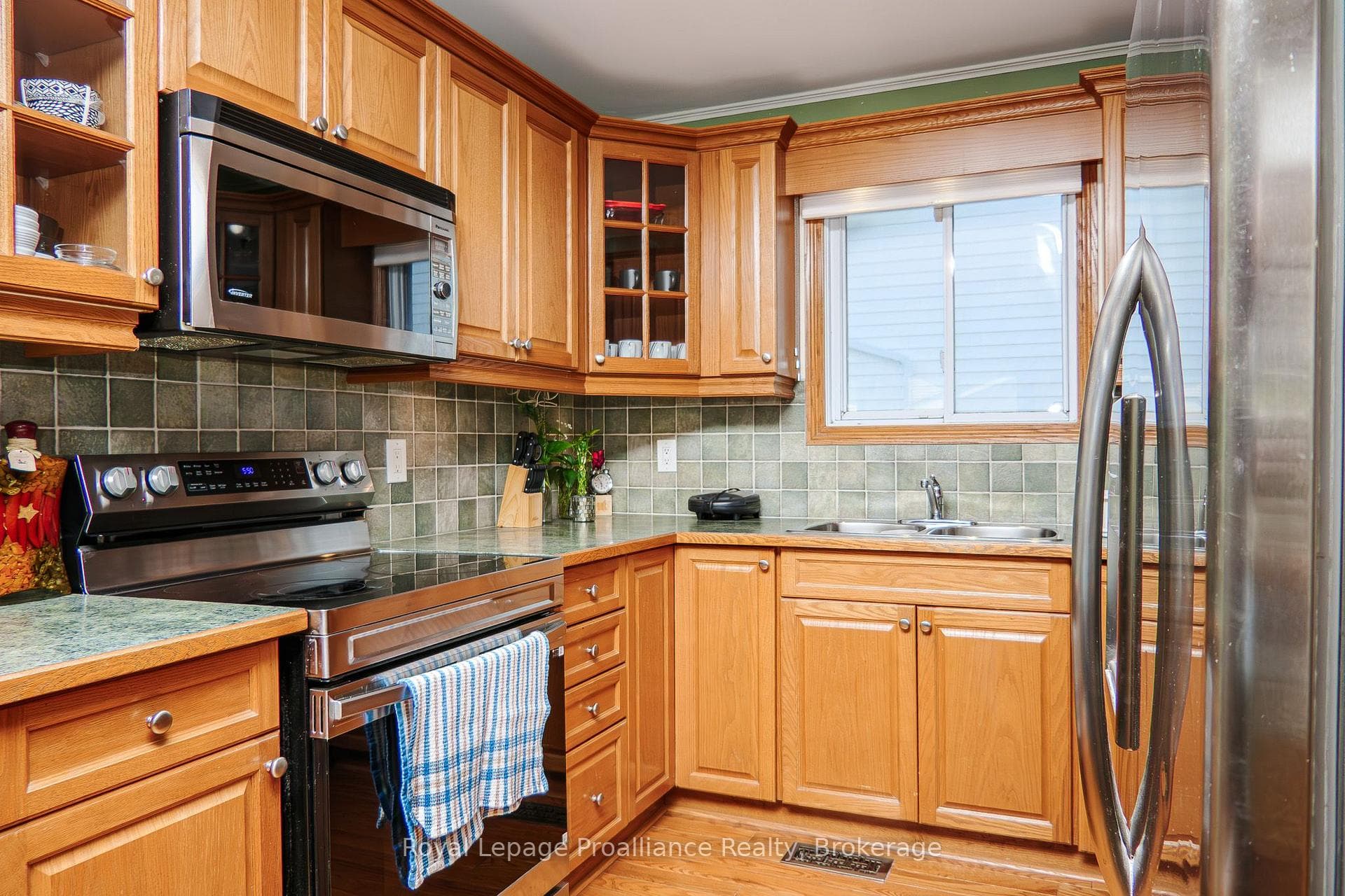 44 Ireland Drive photo 5