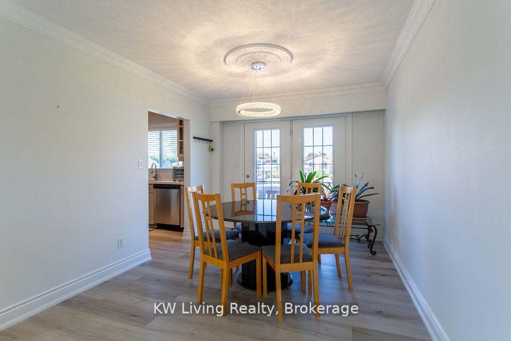 702 Lake Drive photo 17