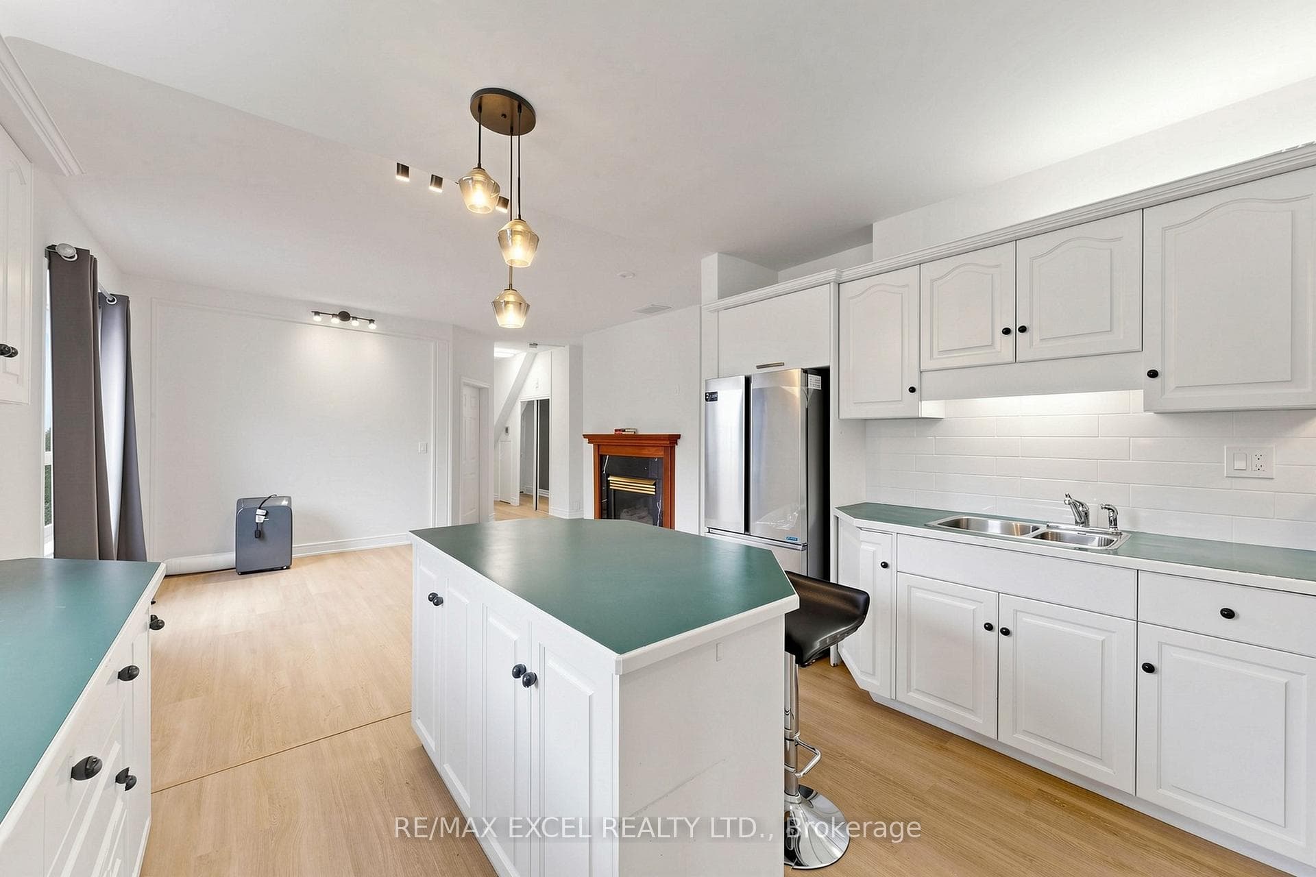 259 Victoria Avenue Unit Main photo 12