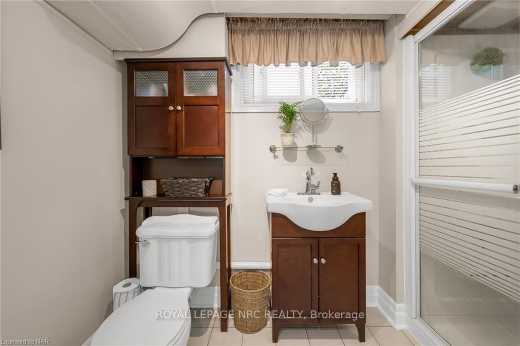 6408 Caledonia Street photo 27