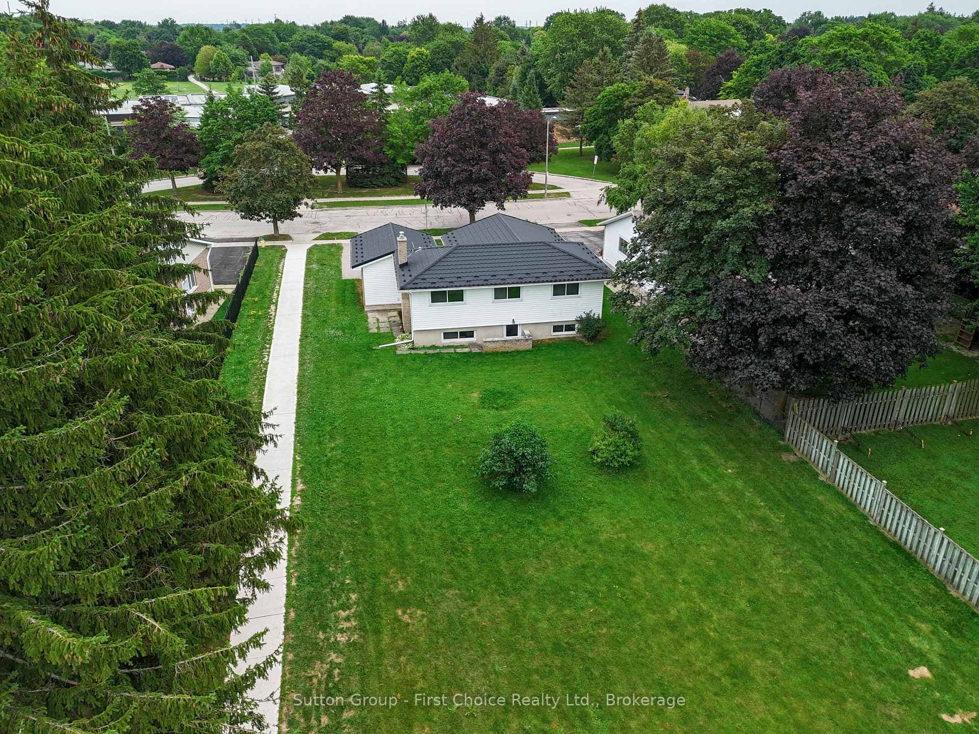 70 Bedford Drive photo 21