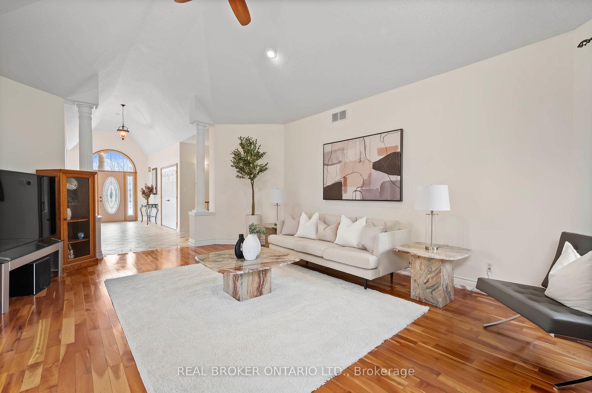224 Shephard Place photo 17