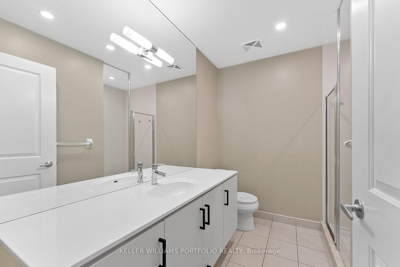 205 Sherway Gardens Road Unit 212 photo 23