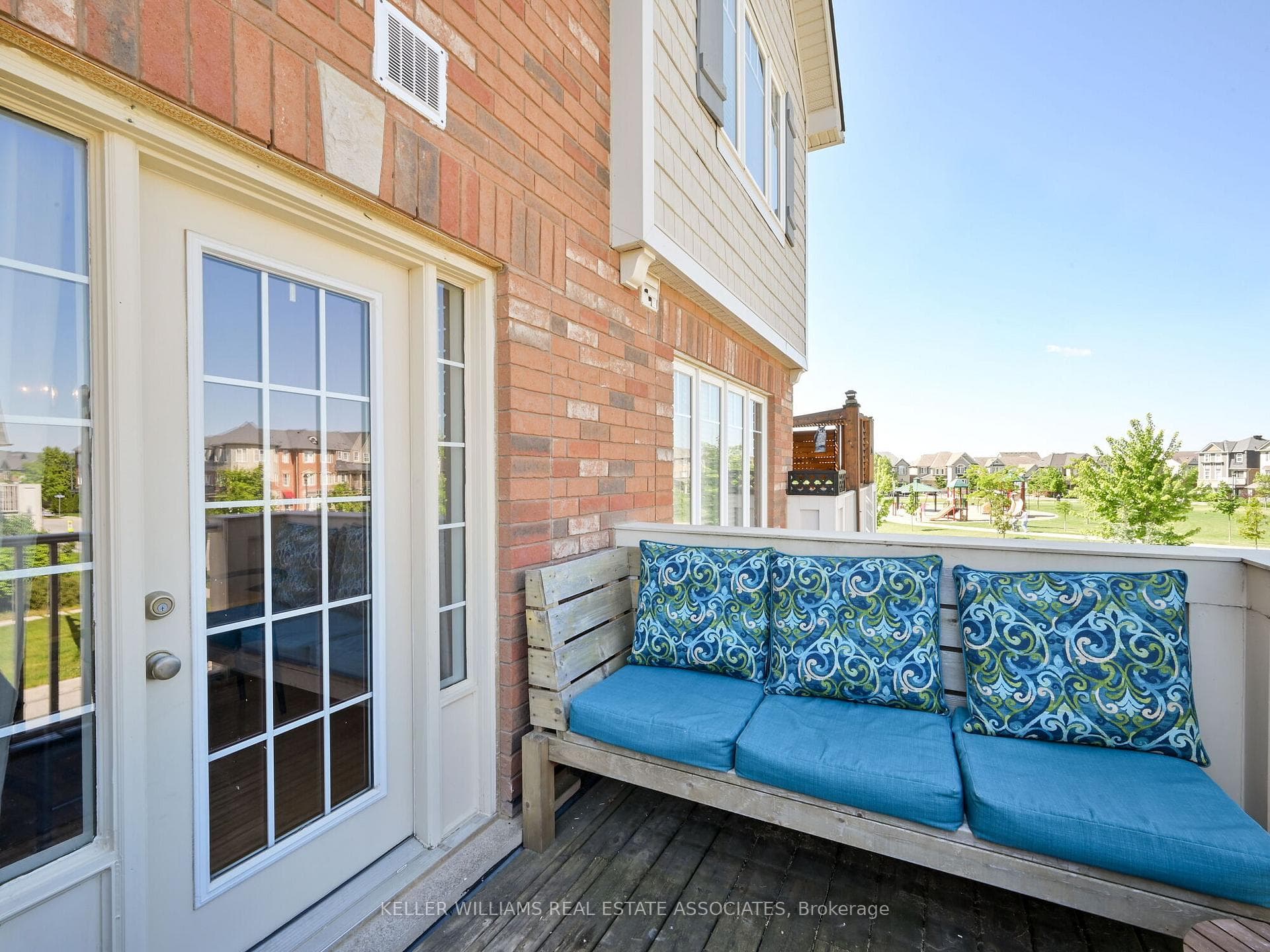 284 Wetenhall Landing N/A photo 17