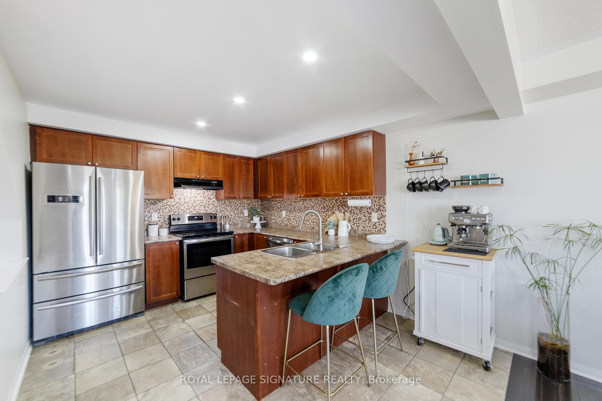 3113 Stornoway Circle photo 6