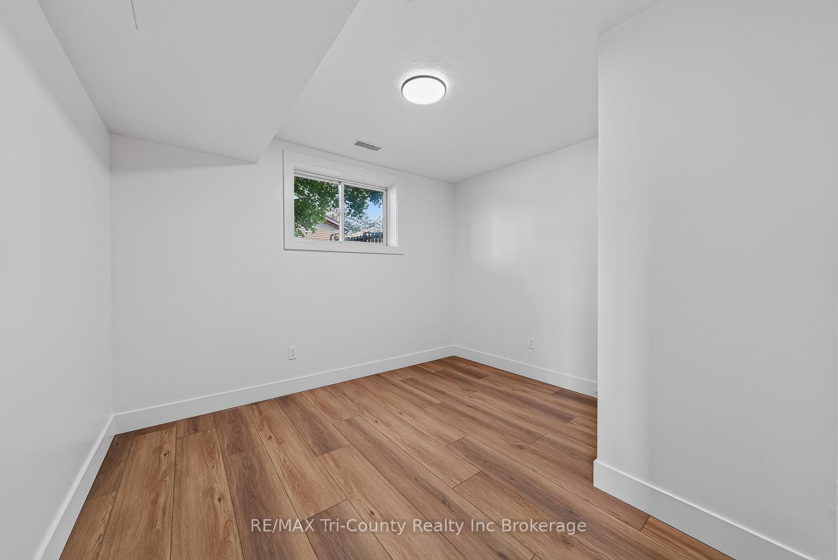 67 Beckett Boulevard photo 33