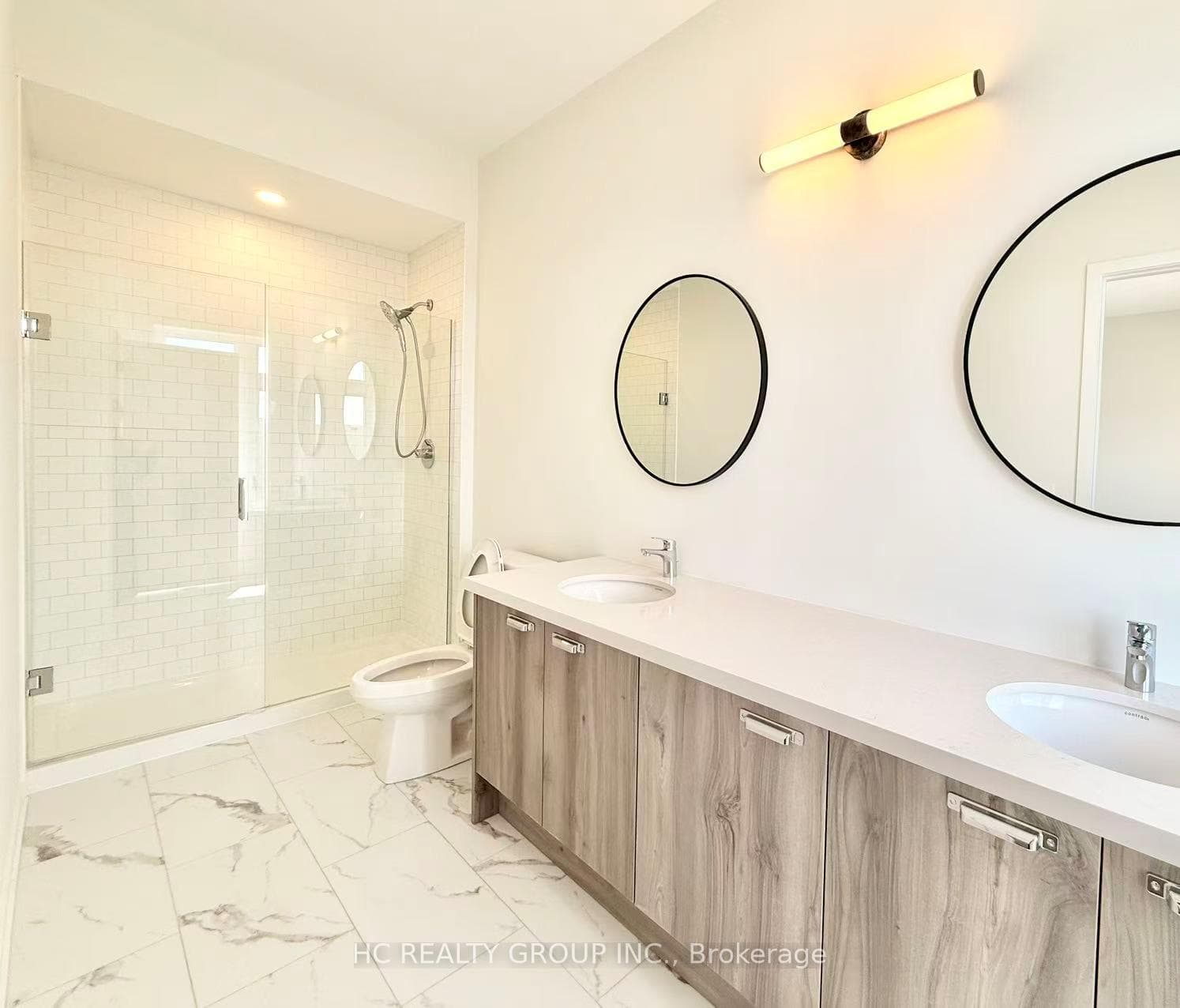 19 Helmkay Avenue photo 14