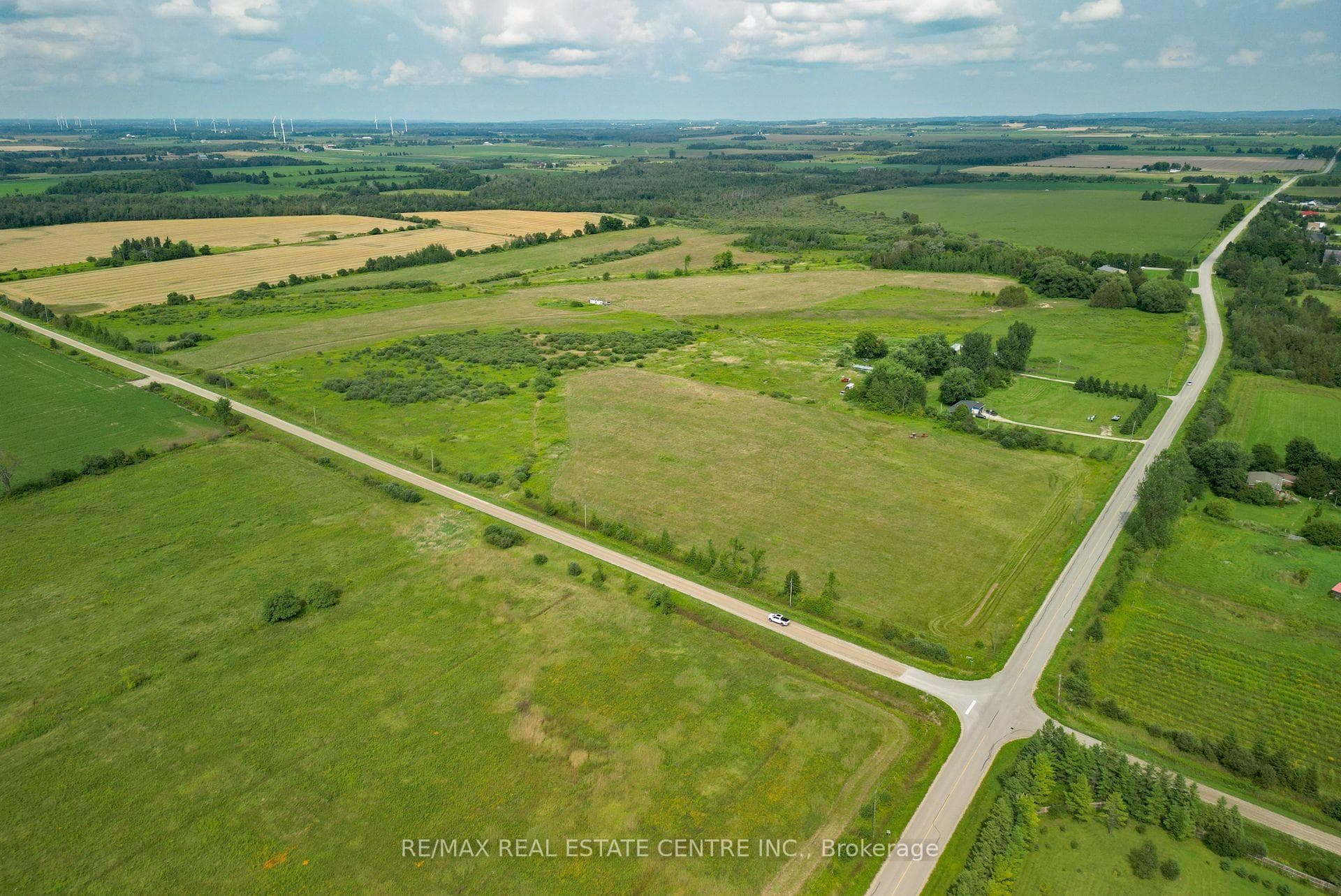 383299 20 Side Road photo 2