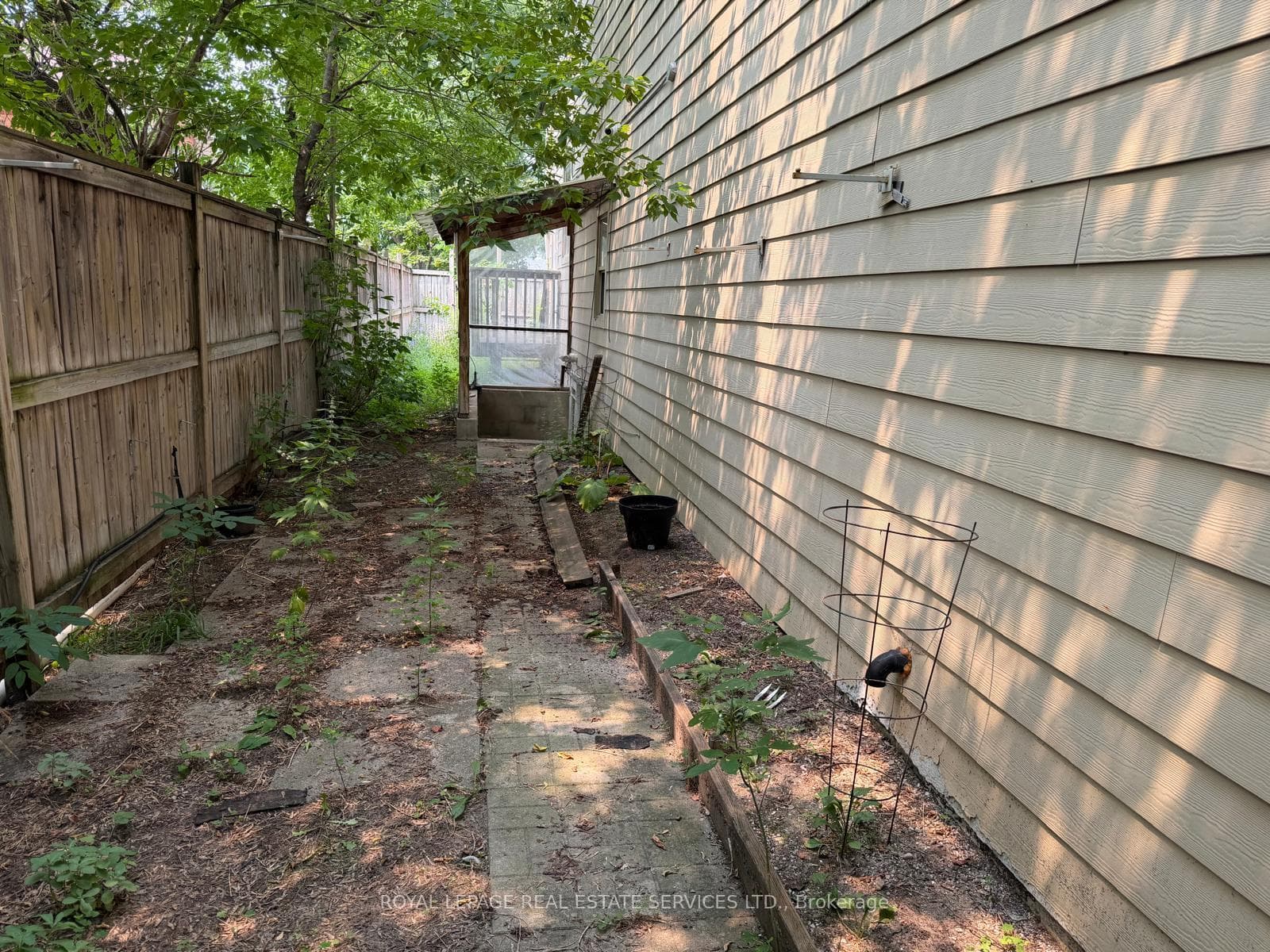 Side Entrance to Basement