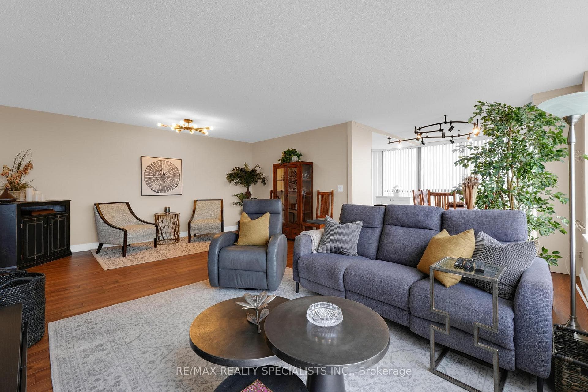4235 Sherwoodtowne Boulevard Unit 1808 photo 12