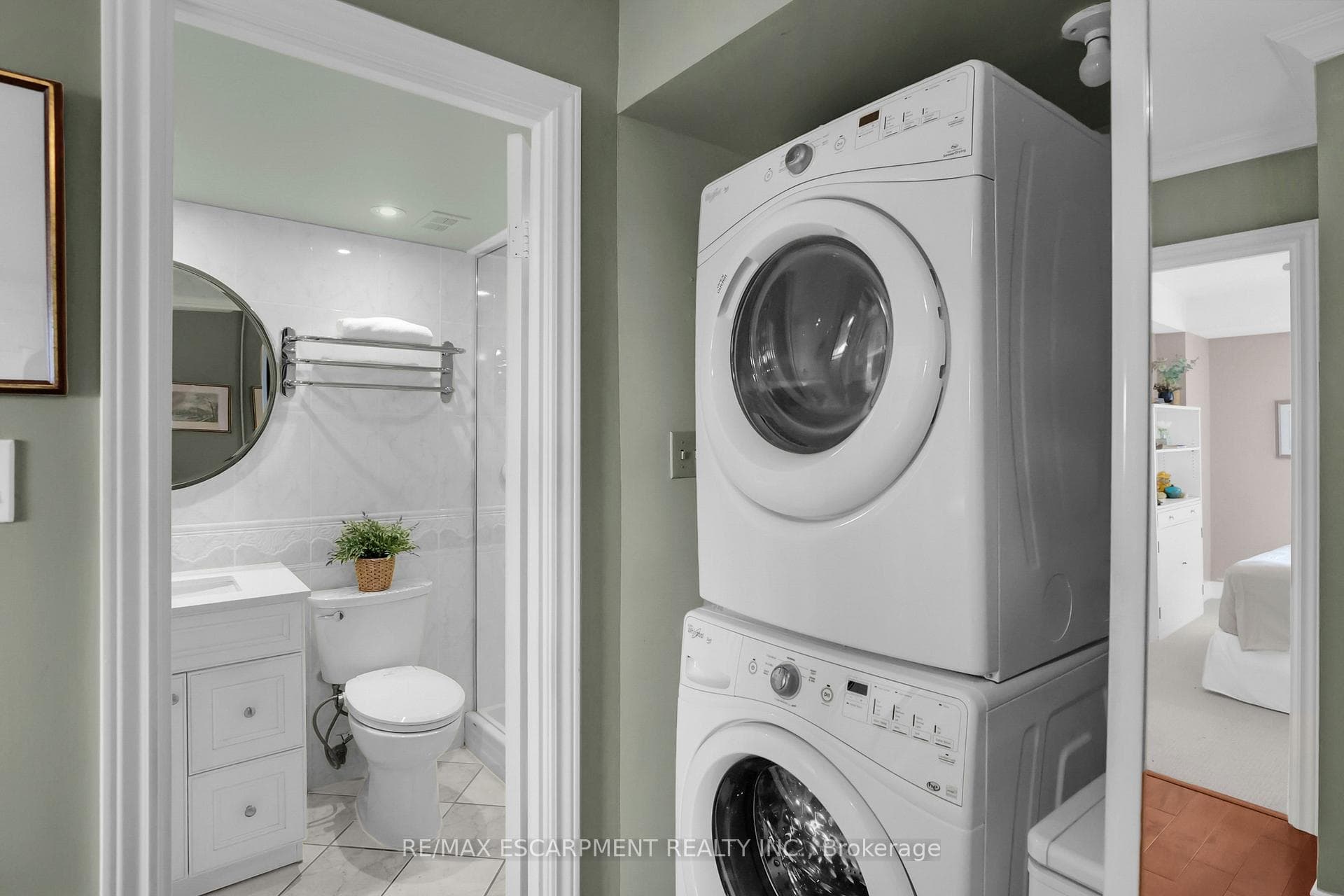 500 Green Road Unit 1117 photo 18