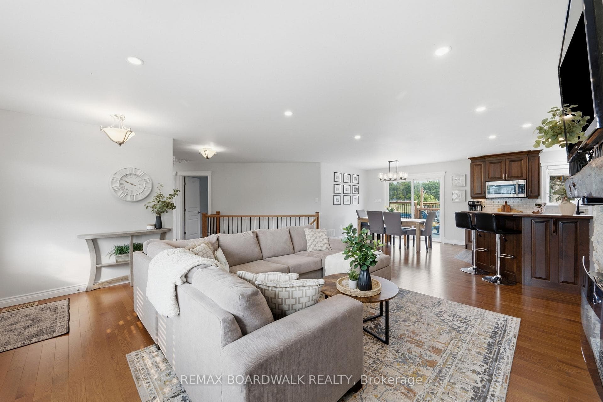 17 Albert Street photo 19