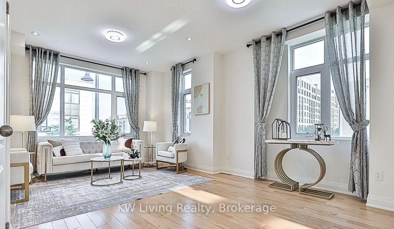 62 William Saville Street photo 2