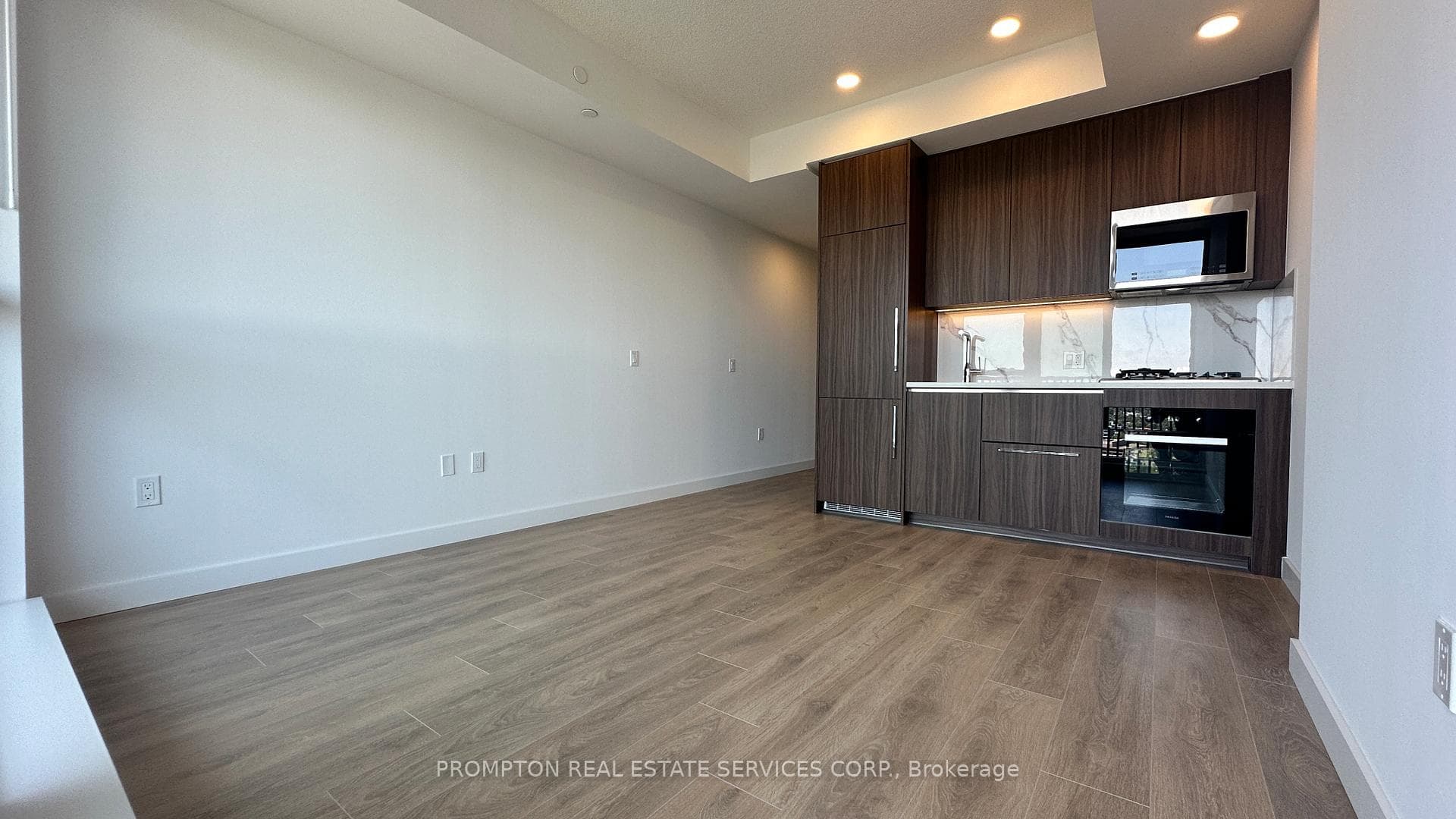 18 Esther Shiner Boulevard Unit 2306 photo 16