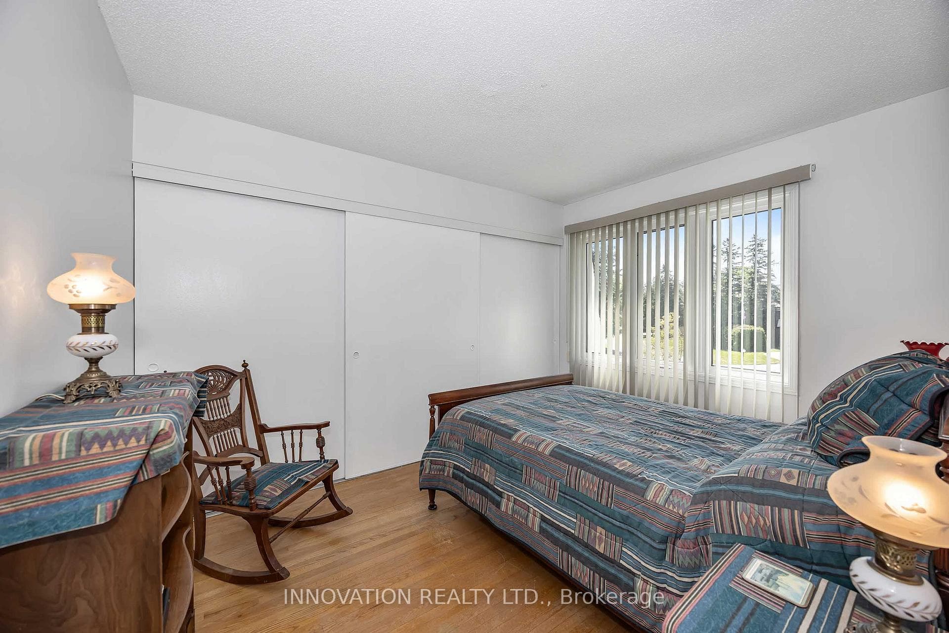 8 Sandwell Crescent photo 19