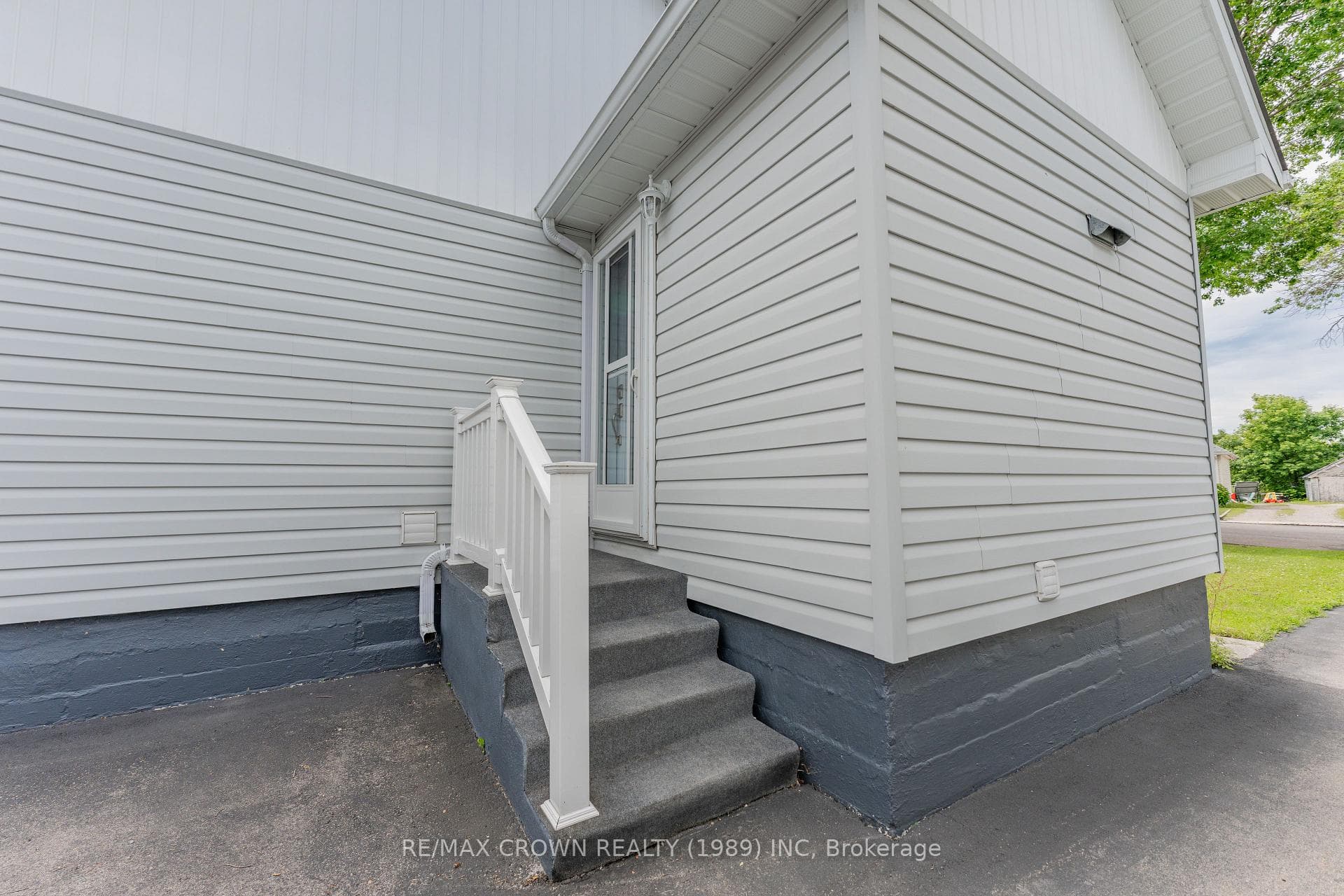 31 King Street photo 46