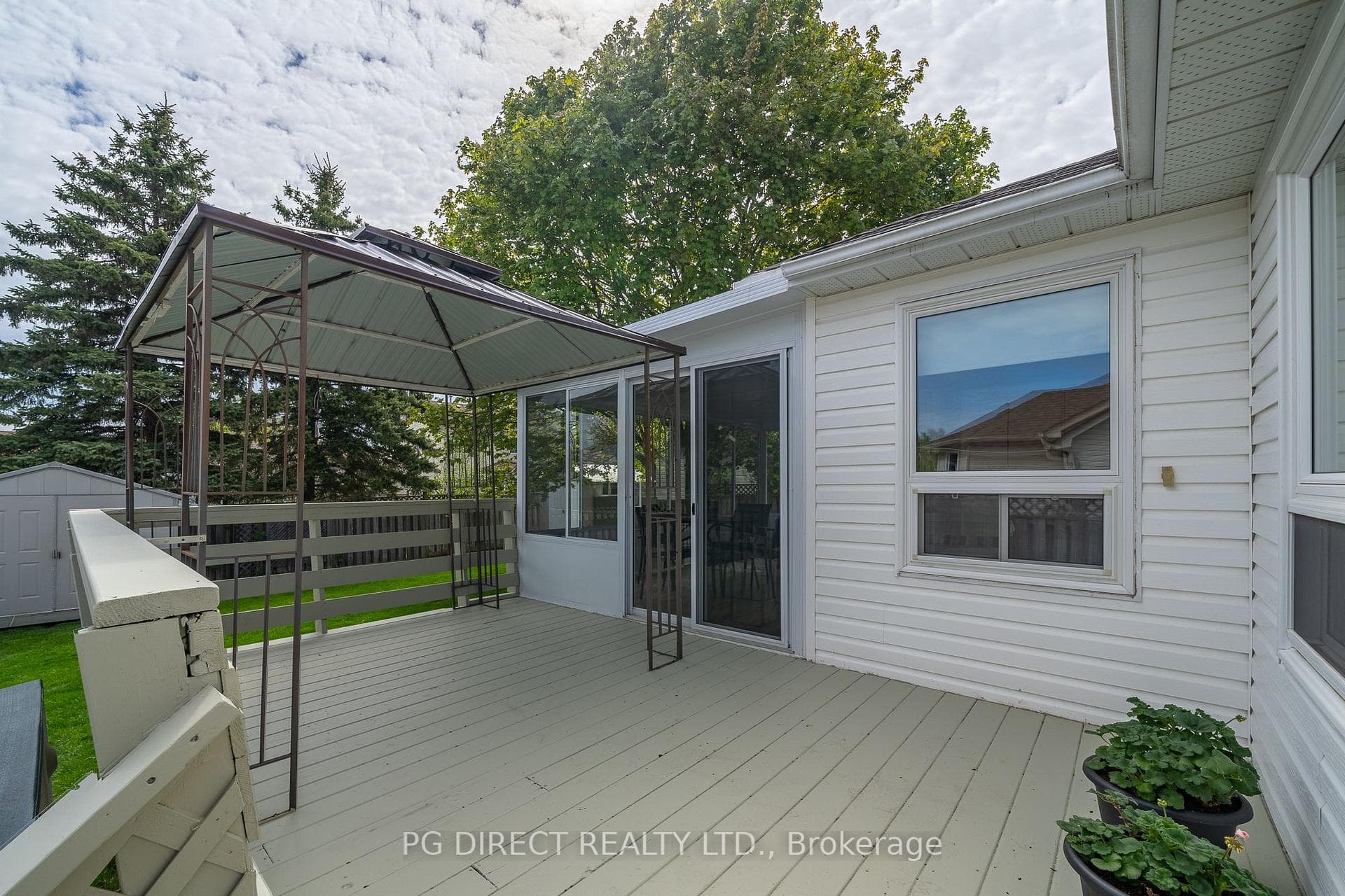 214 Elgin Street photo 19