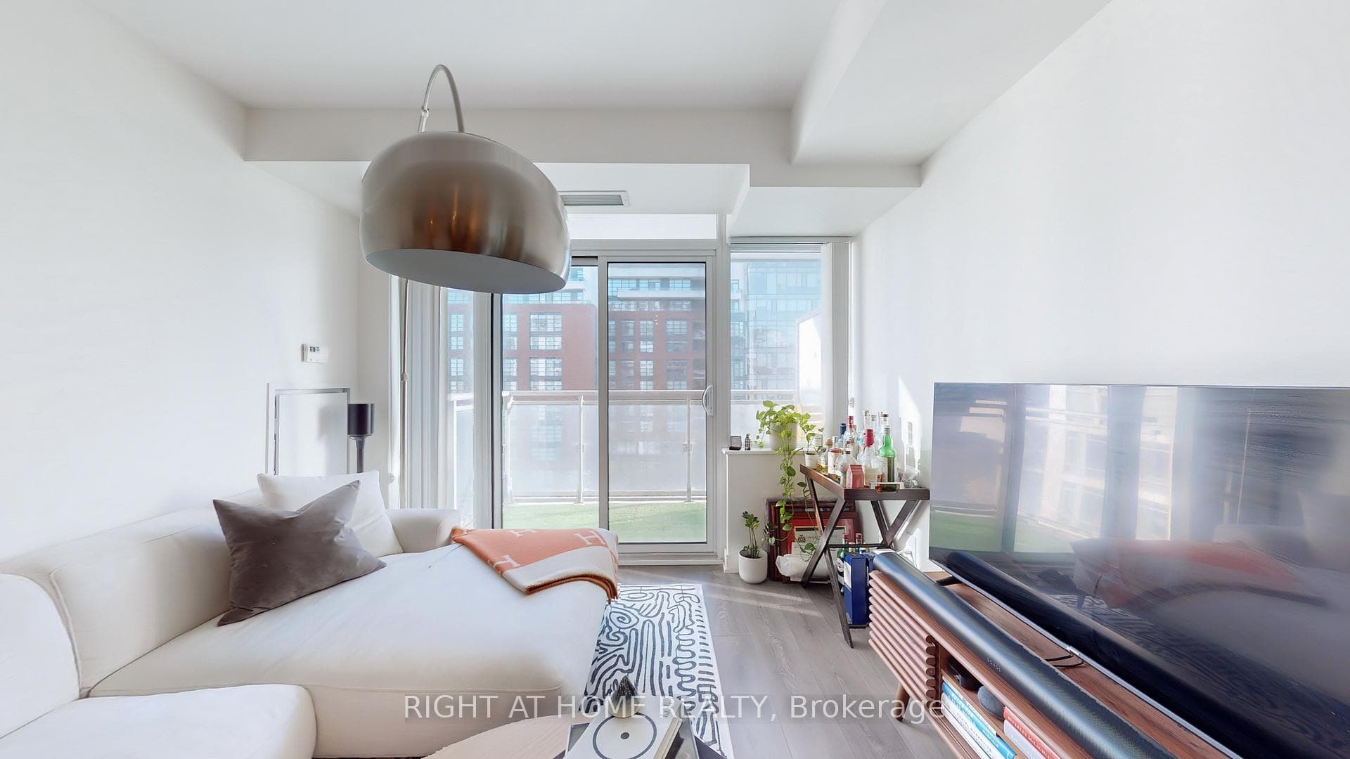 525 Adelaide Street Unit 1223 photo 2