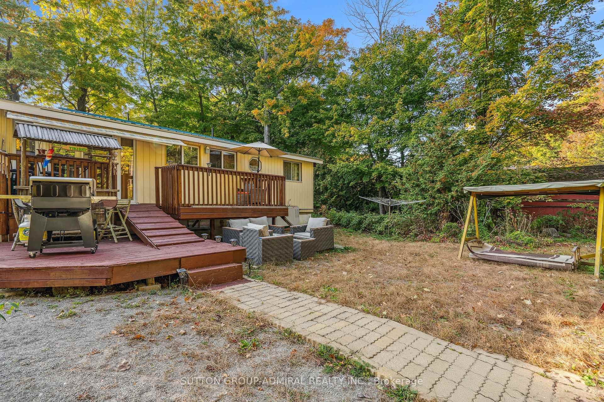 19 Duquette Court photo 35