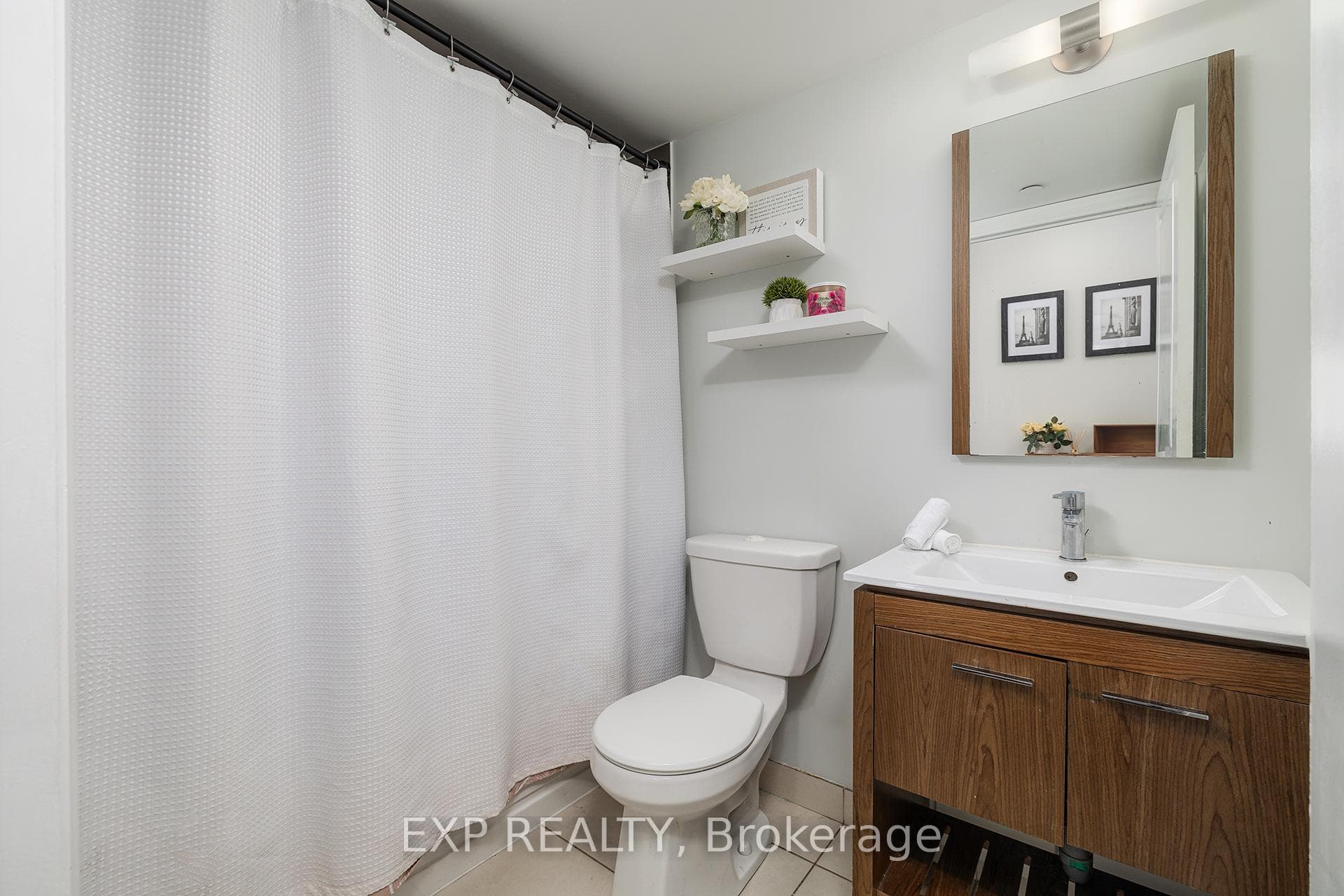 80 Esther Lorrie Drive Unit 712 photo 14